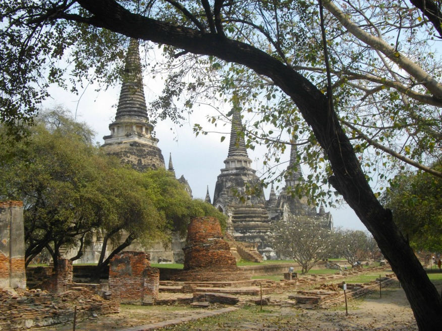 Iconic chedis at Wat Si Sanphet