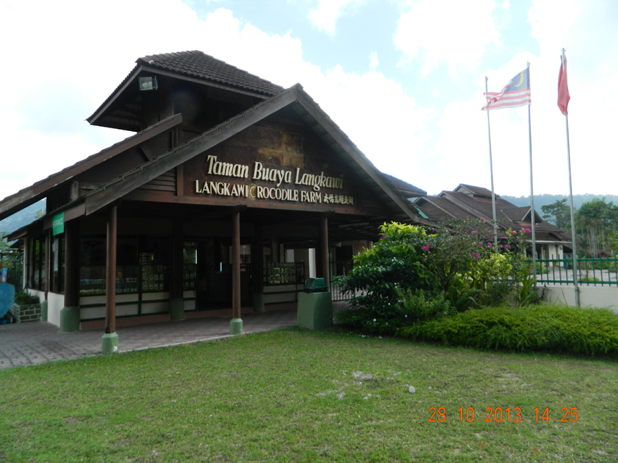 Crocodile Adventure Land