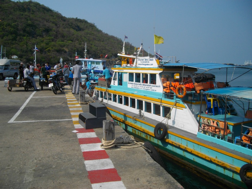Koh Si Chang Ferry