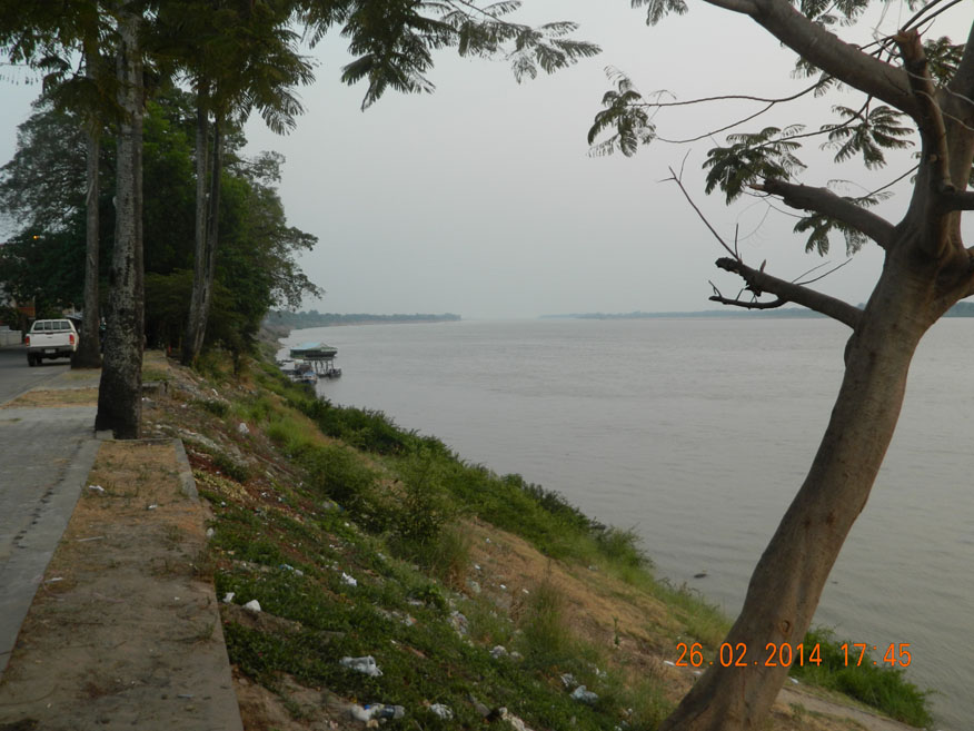Mekong River, Thakhek