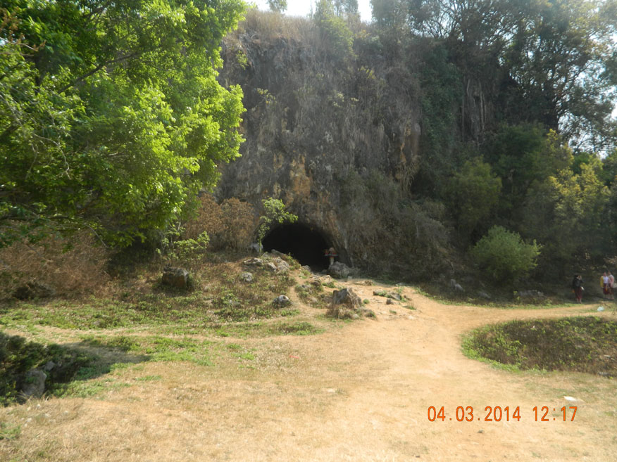 Limestone Cave, Jar Site 1 Phonsavan