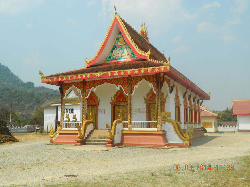 Wat Si Phom, Muang Khoun