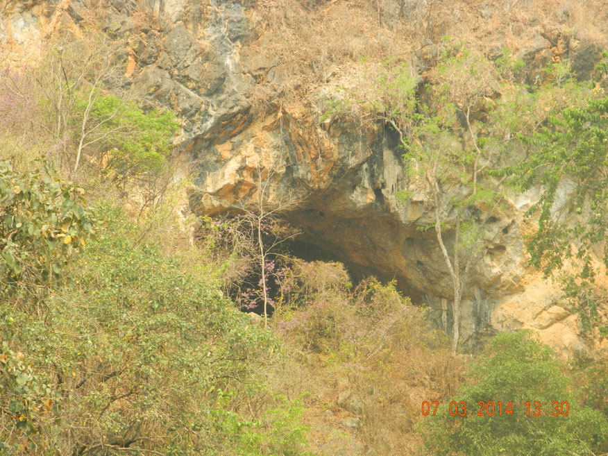 Tham Piou, Muang Kham