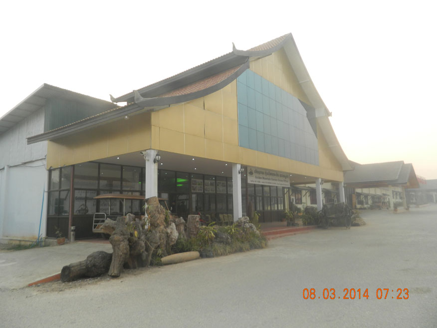 Golden Mountain Garden Resort, Phonsavan