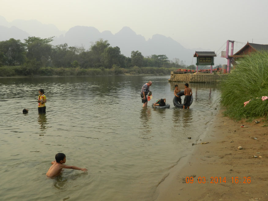Song River, Vang Vieng