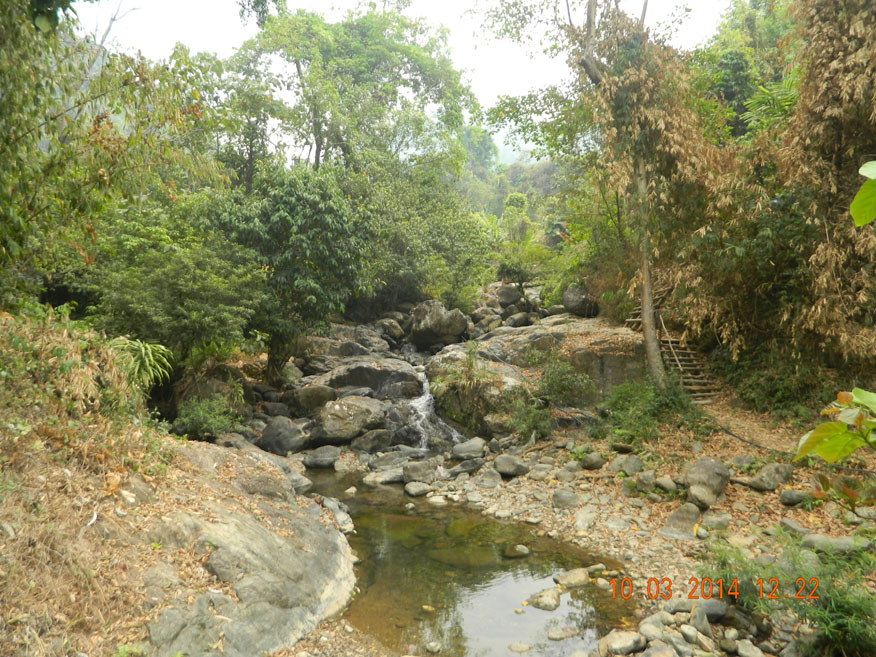 Kaeng Nyui Waterfall, Vang Vieng