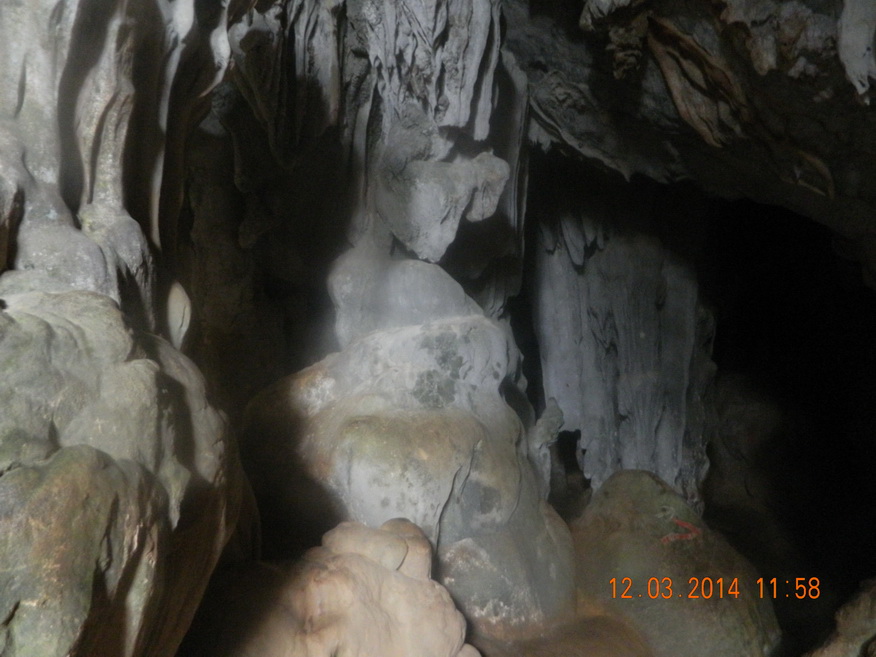 Inside Pou Kham Cave, Vang Vieng