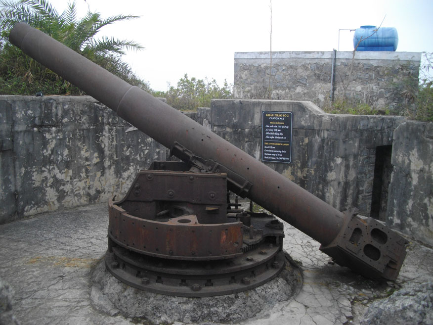 French 138mm Anti-Warship Cannon