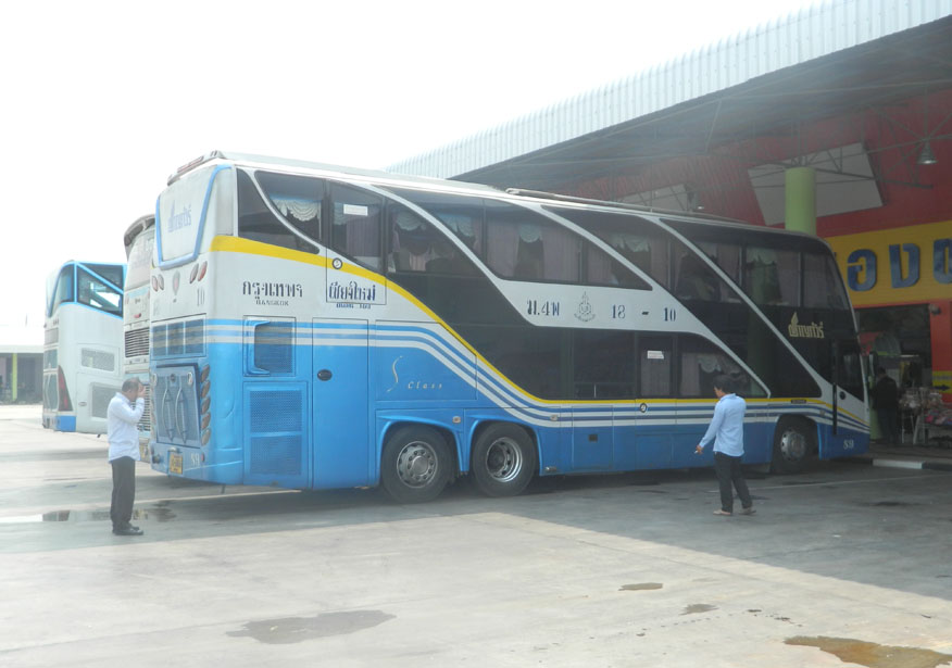 Chantour bus near Nakhon Sawan