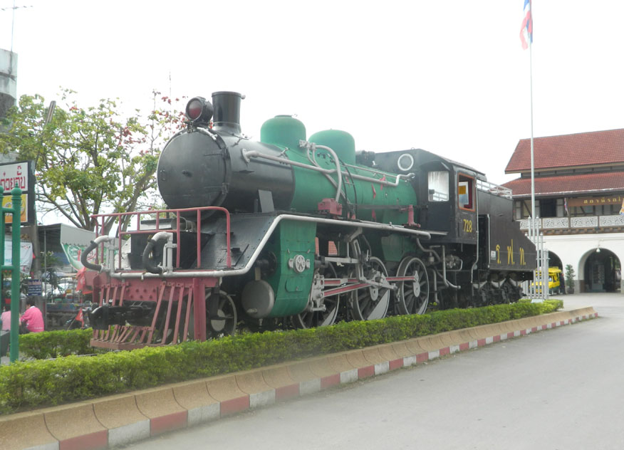 Preserved locomotive at Mueng Lampang railway station