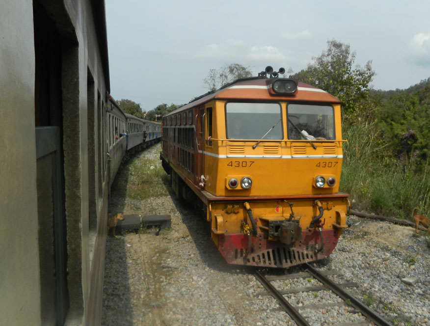 At the summit of Khun Tan, the second engine decouples having done its job