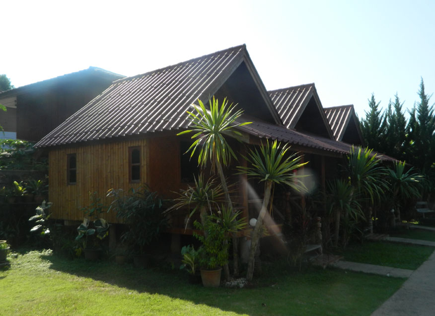 Bungalows at Jongkham Place.