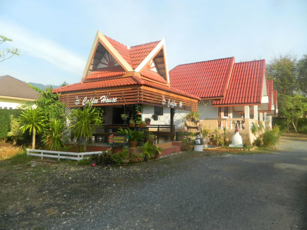 Sahm Ao Resort, Prachuap Kiri Khan