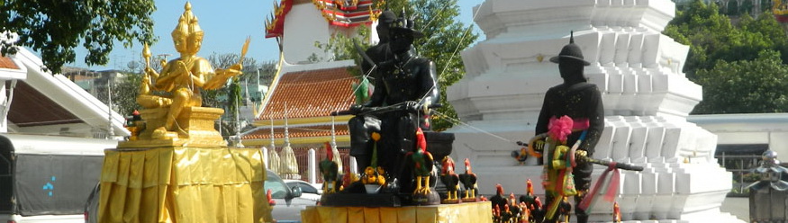 Wat Intharam Worawihan
Thonburi District, Bangkok Metropolis