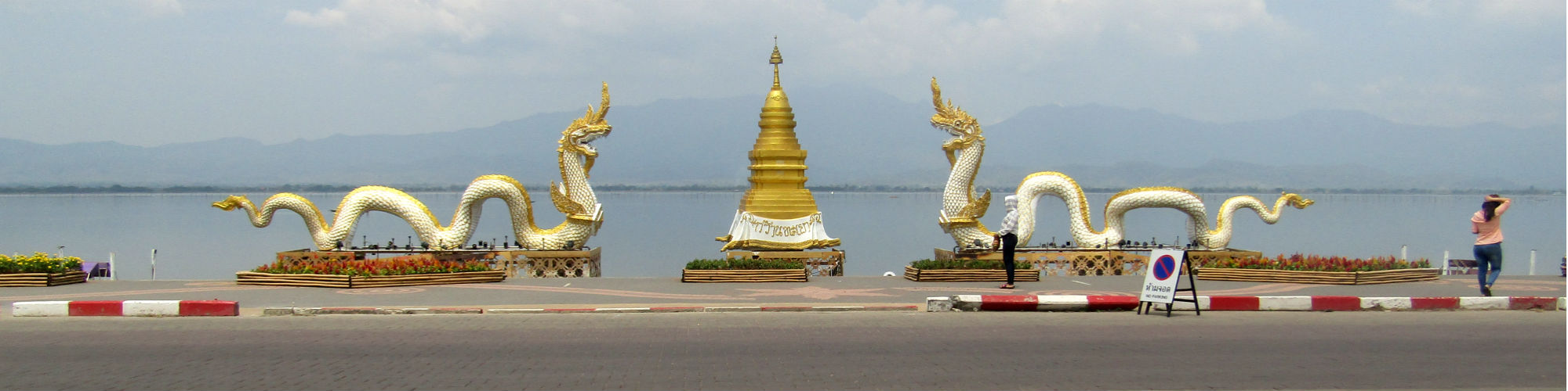 Phayao Lake near the Pho Khun Ngam Mueang Memorial, Phayao